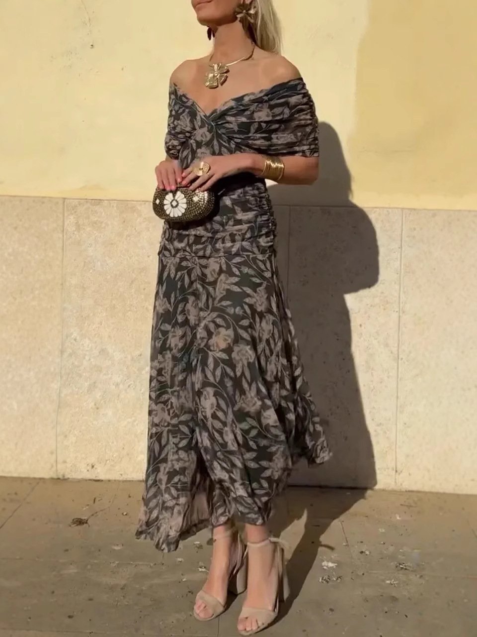 🎁 Vente chaude 50% de réduction 🔥 Robe imprimée à col V hors épaule pour femmes