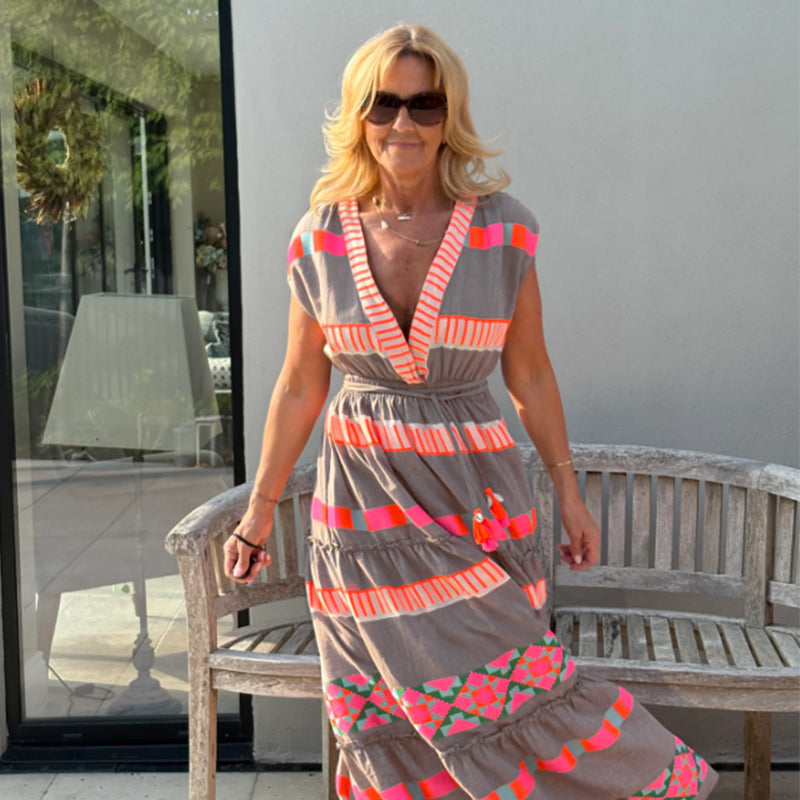 ✨2025 Meilleures ventes💖Robe sans manches à col en V pour femmes, motif vintage à rayures