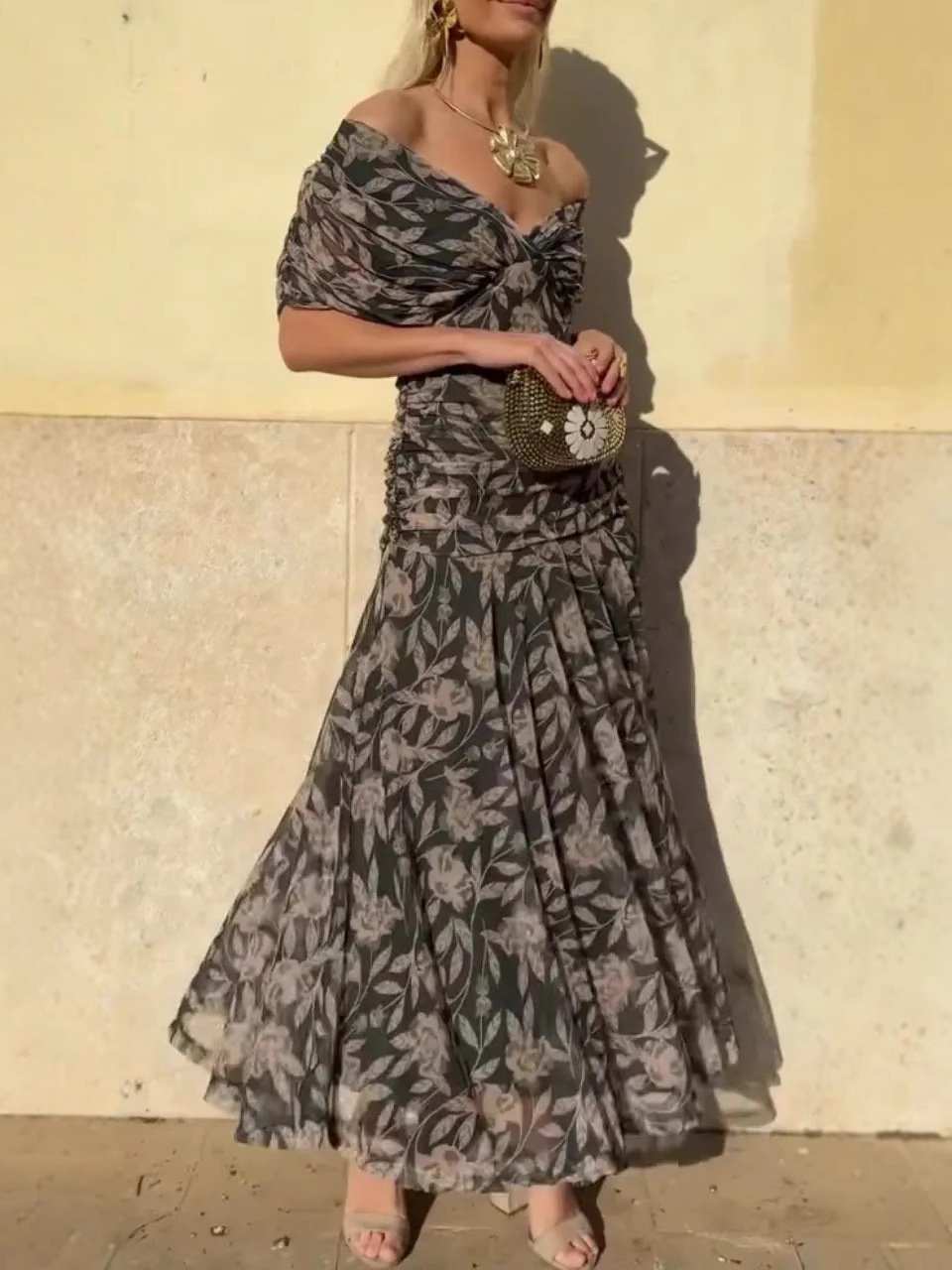 🎁 Vente chaude 50% de réduction 🔥 Robe imprimée à col V hors épaule pour femmes