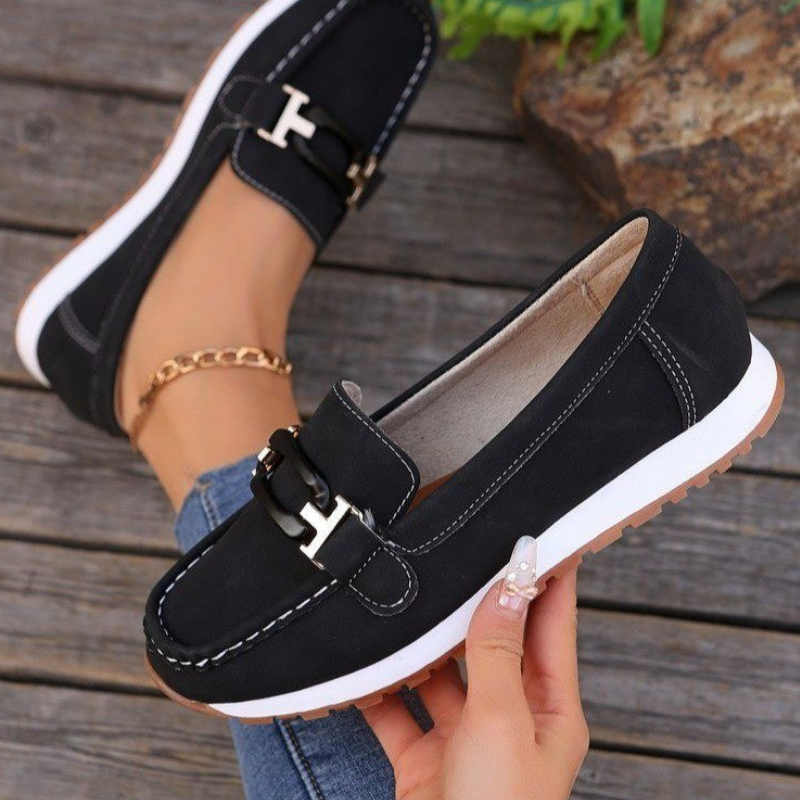 đ„Mocassins dĂ©contractĂ©s Ă semelle Ă©paisse et Ă dessus en daim
