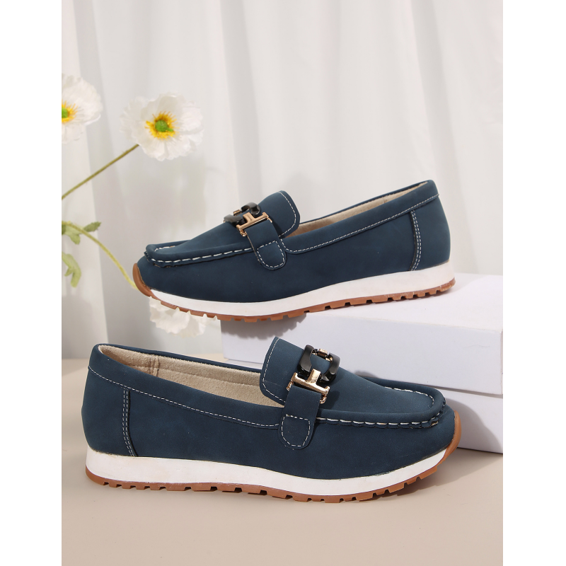đ„Mocassins dĂ©contractĂ©s Ă semelle Ă©paisse et Ă dessus en daim