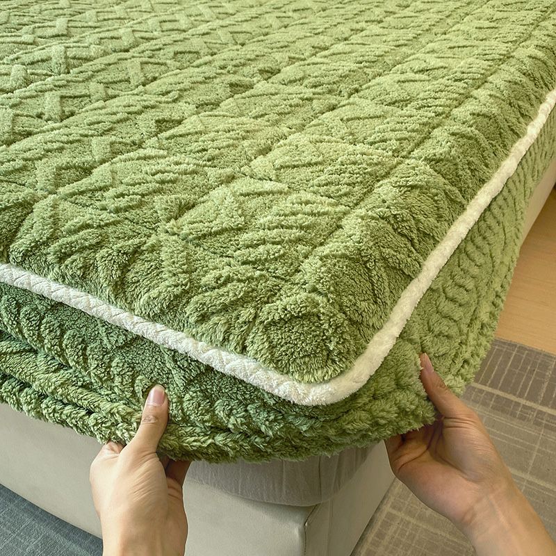 🛏️ 50% DE RÉDUCTION ! 🎁 Drap-Housse Chaud & Ajusté – Flanelle Épaisse, Poches Jusqu'à 40cm, Sommeil Réparateur ❄️🛌