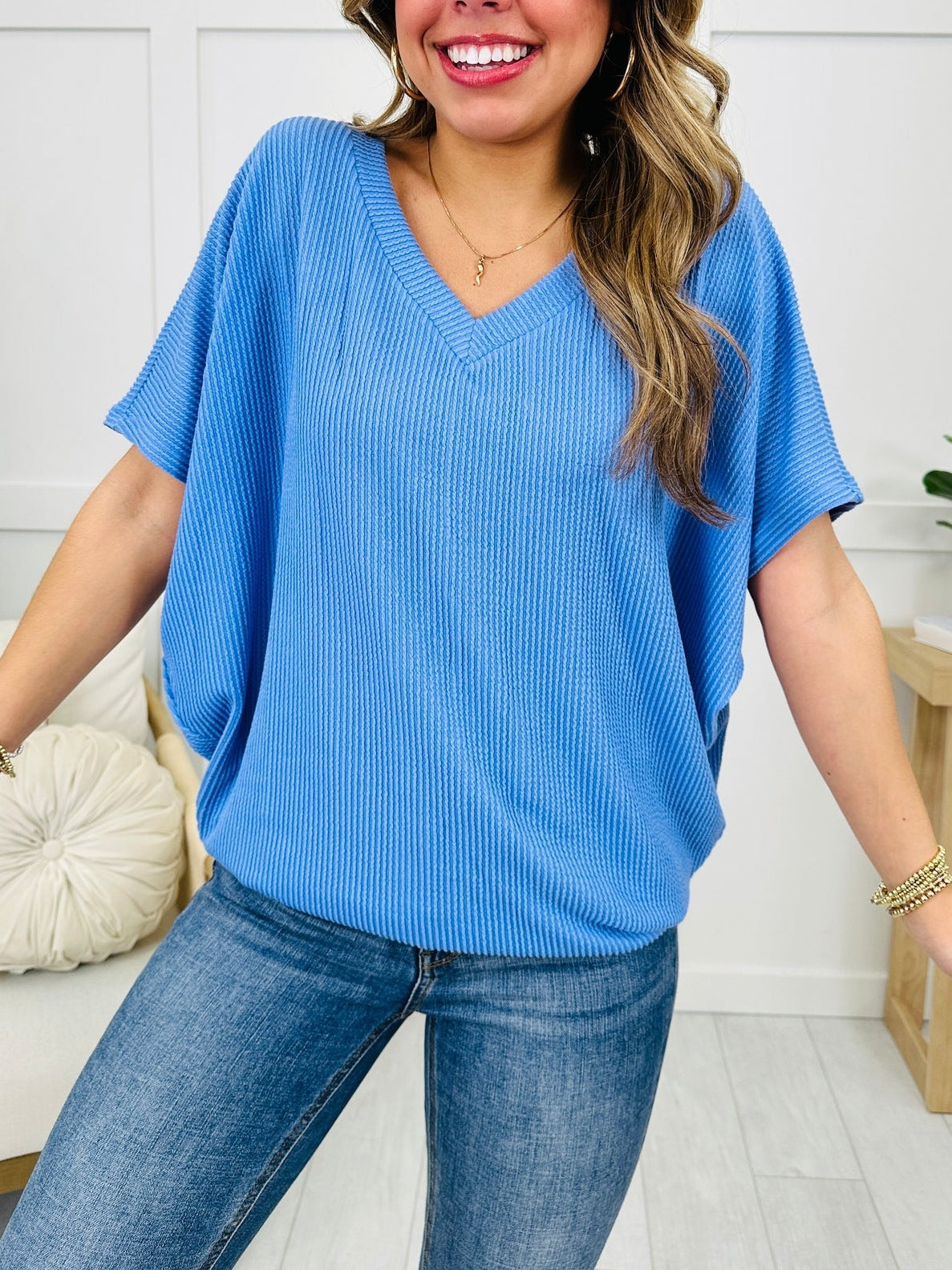 💥Soldes d'été - 50% de réduction💥Confort ultime T-shirt d'été à col en V pour femmes (2 Achetés, Livraison gratuite)