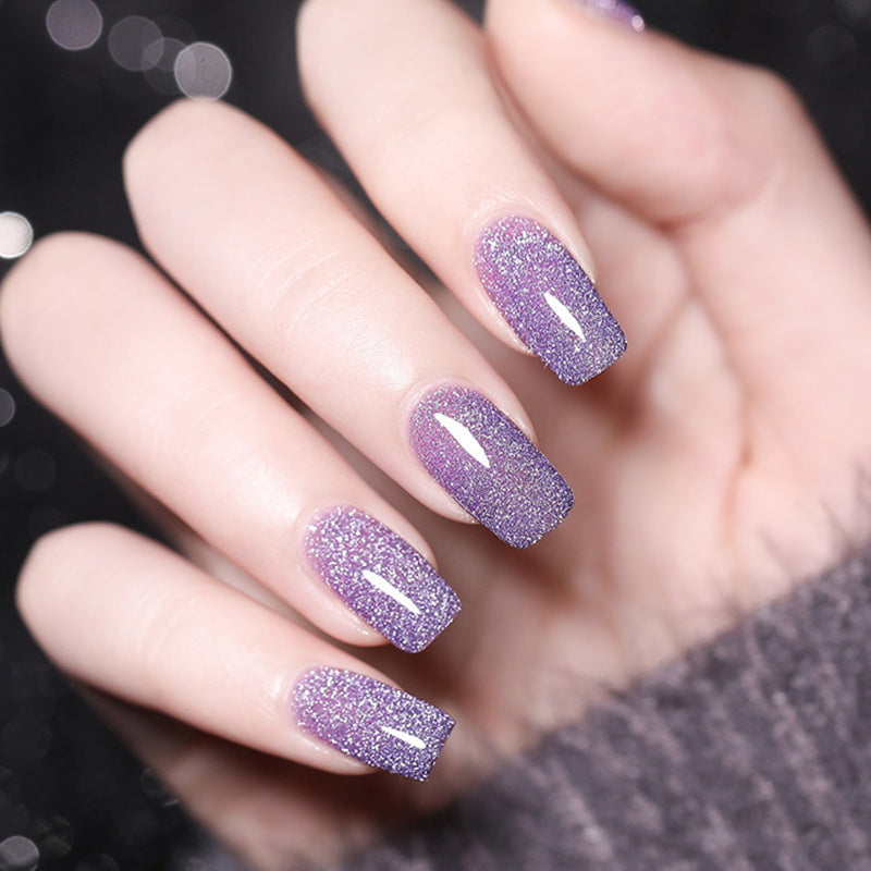 Vernis à ongles gel pailleté avec strass broyés