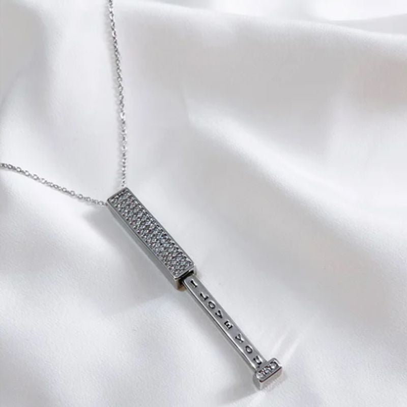 Beau cadeau ! Collier «Je t'aime»